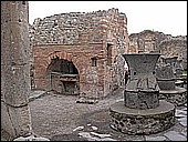 outdoor oven.JPG